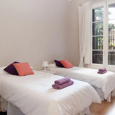 Modernist Apartment Barcelona Room photo