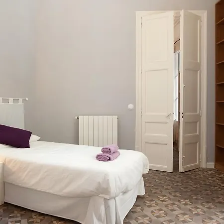 Modernist Apartment Barcelona Room photo