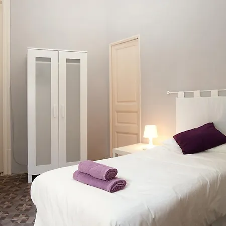 Modernist Apartment Barcelona Room photo